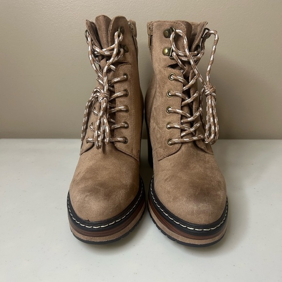 Pierre Dumas Women’s Sonata 4 Taupe Faux Suede Boots Size 8.5 NWOB - Picture 6 of 10